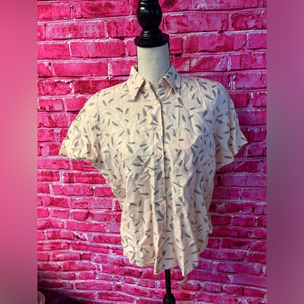 Vintage Hunters Run Button‎ Up Feather Shirt